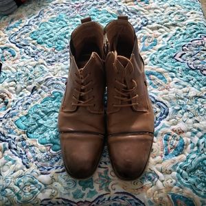 Steve Madden Cap Toe boots size 10.5M brown